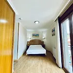 ゲストハウス Casa Isabel